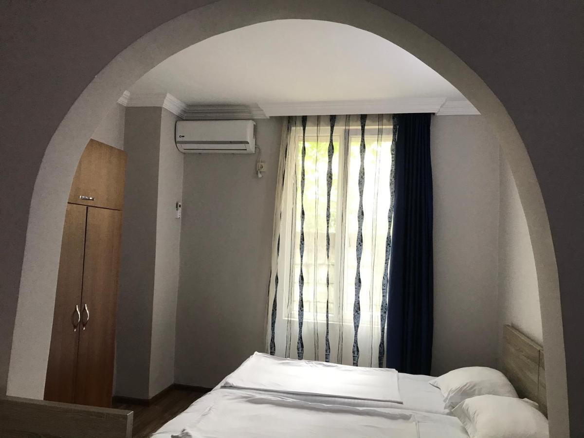 كوبوليتي Guest House Nina المظهر الخارجي الصورة
