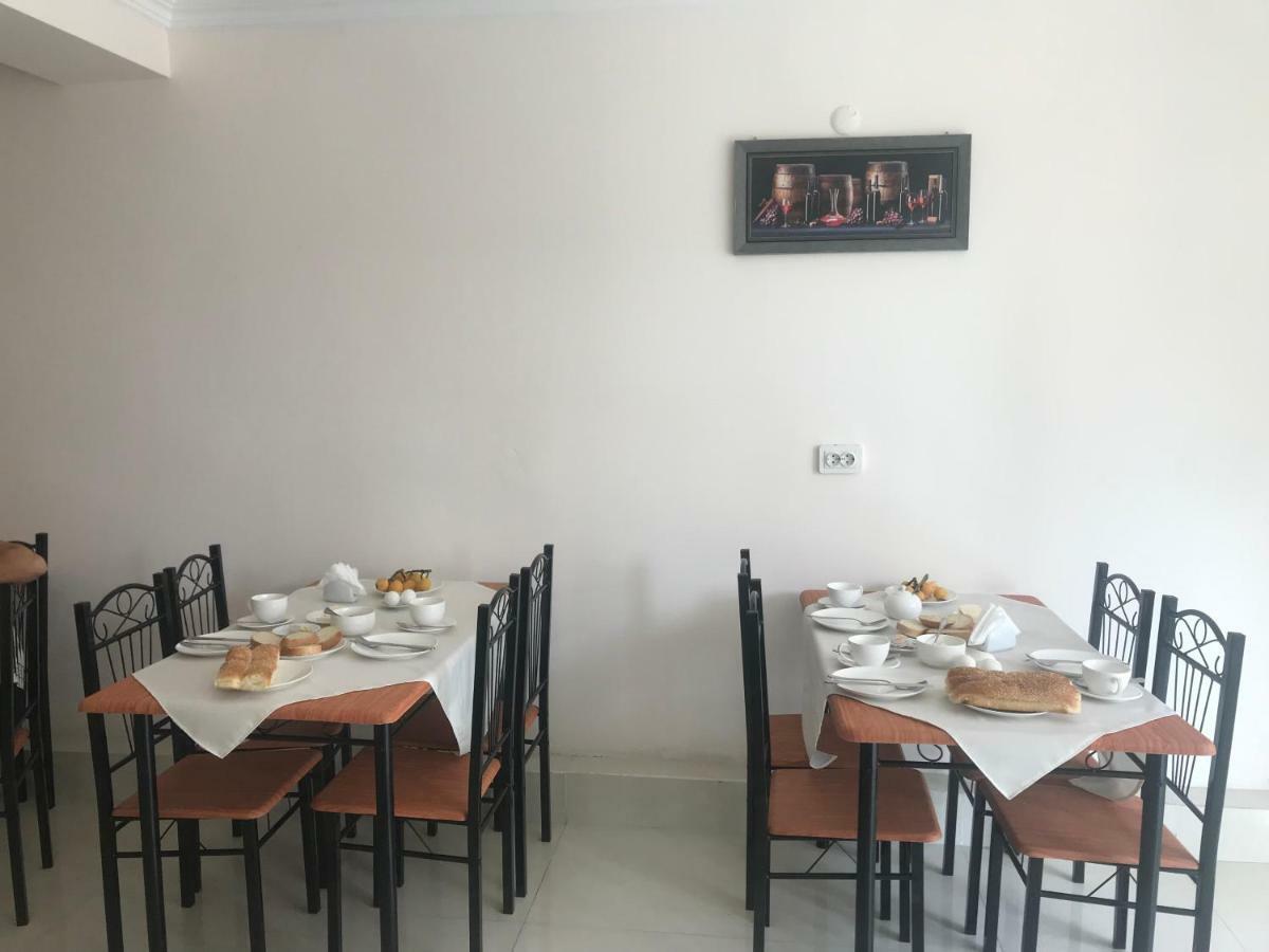 كوبوليتي Guest House Nina المظهر الخارجي الصورة
